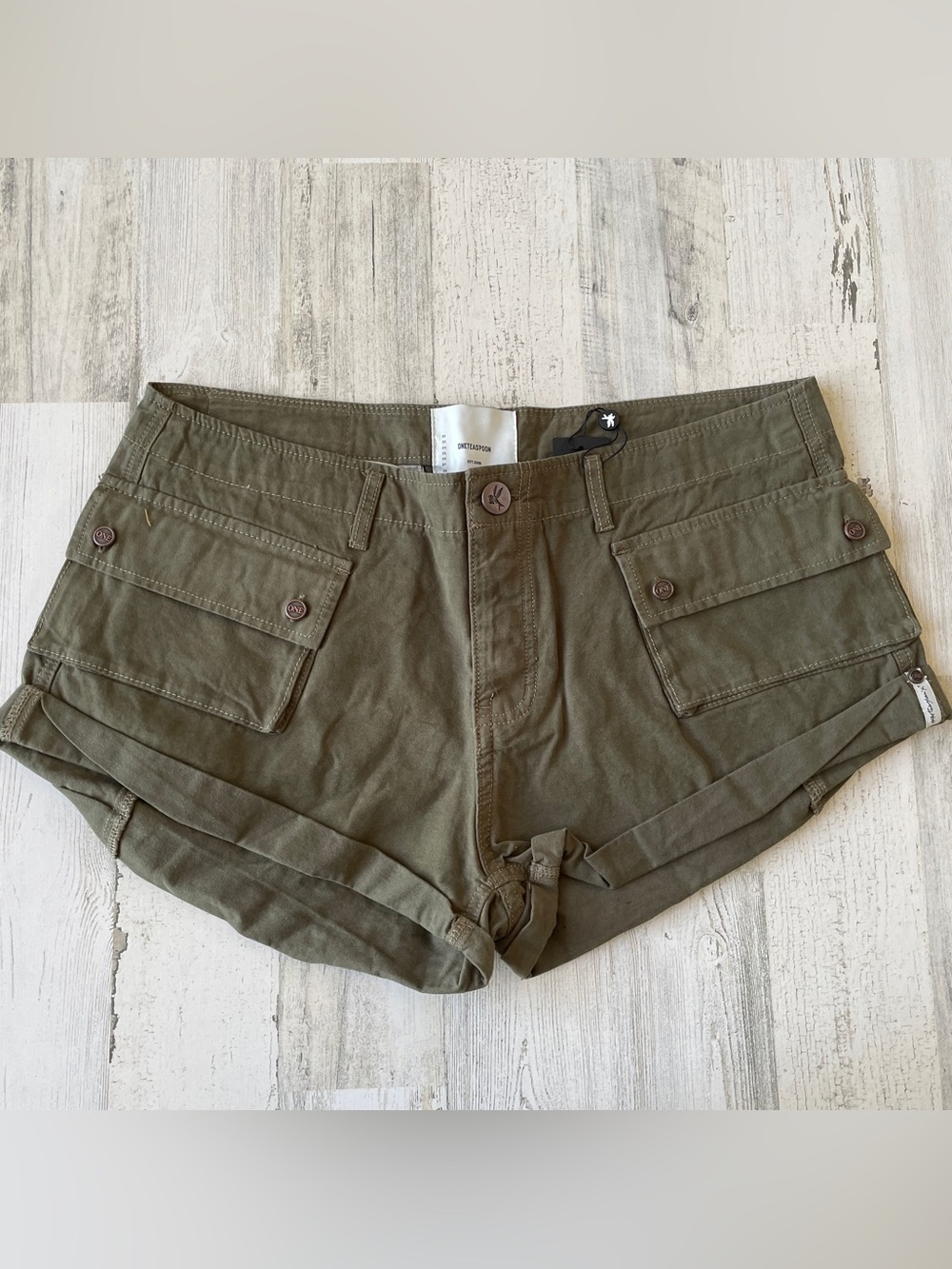 One Teaspoon Dark Khaki Green Cargo Shorts Bandit SZ 32 NWT $110 Retail